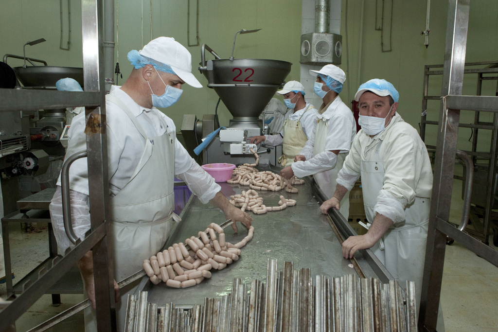 Игорь Швайка в Днепропетровской области посетил ООО мясокомбинат «Юбилейный» Игорь Швайка в Днепропетровской области посетил ООО мясокомбинат «Юбилейный»