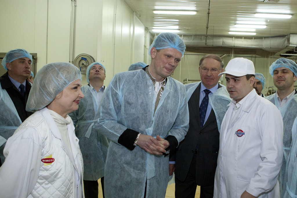 Игорь Швайка в Днепропетровской области посетил ООО мясокомбинат «Юбилейный» Игорь Швайка в Днепропетровской области посетил ООО мясокомбинат «Юбилейный»