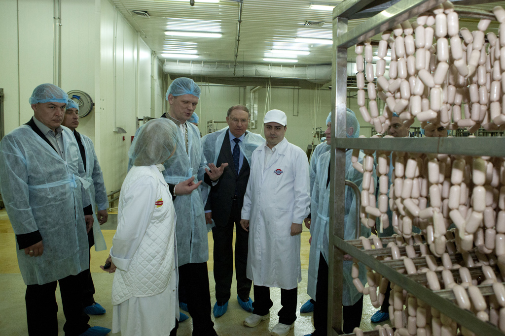 Игорь Швайка в Днепропетровской области посетил ООО мясокомбинат «Юбилейный» Игорь Швайка в Днепропетровской области посетил ООО мясокомбинат «Юбилейный»