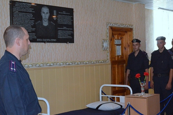 Владимир Исадченко навечно зачислен в списки днепропетровского полка Владимир Исадченко навечно зачислен в списки днепропетровского полка