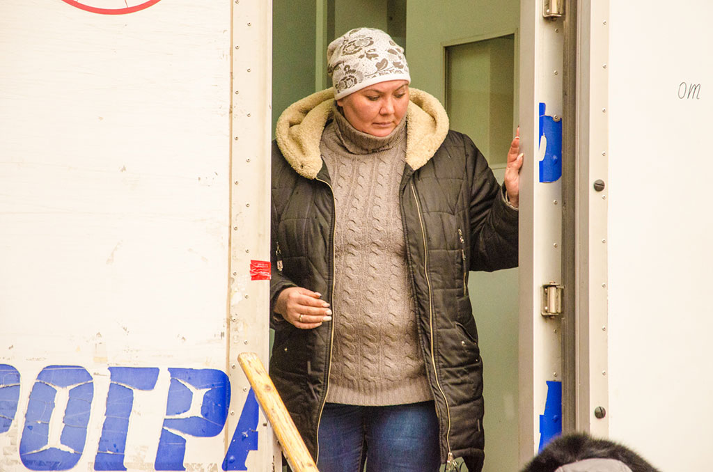 ежедневно обследование на передвижном флюорографе в Днепропетровске проходит до ста человек ежедневно обследование на передвижном флюорографе в Днепропетровске проходит до ста человек